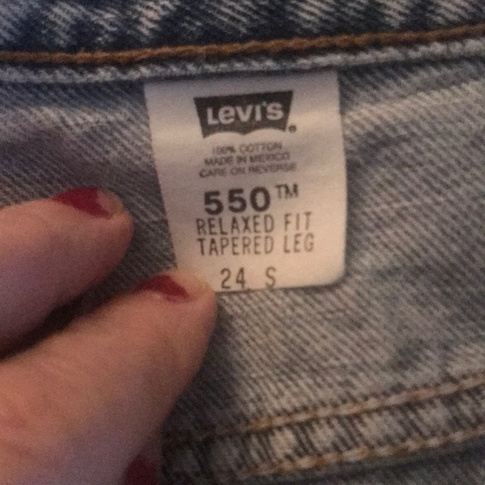 Vintage Levi 550 size 24 S womens plus good condition a little fraying at ankles